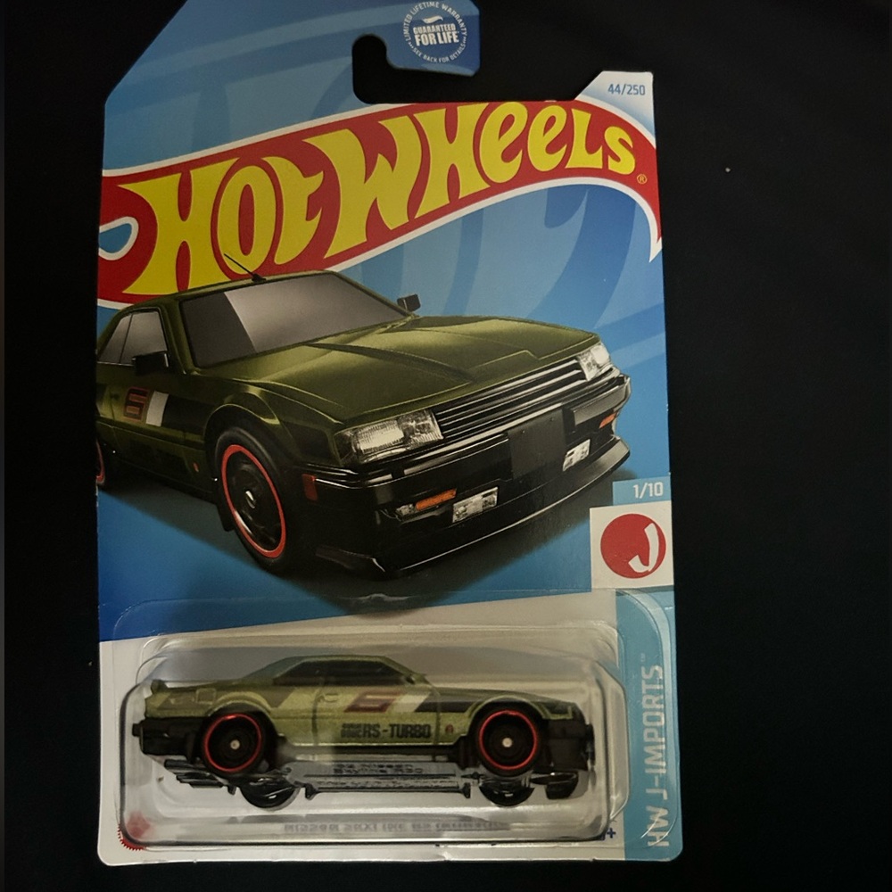 Mattel HW J-Imports Nissan Skyline RS Collectible